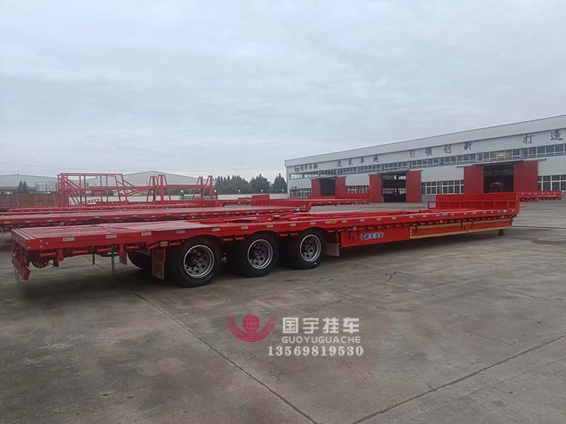 低平板半掛車：現(xiàn)代物流的關鍵工具